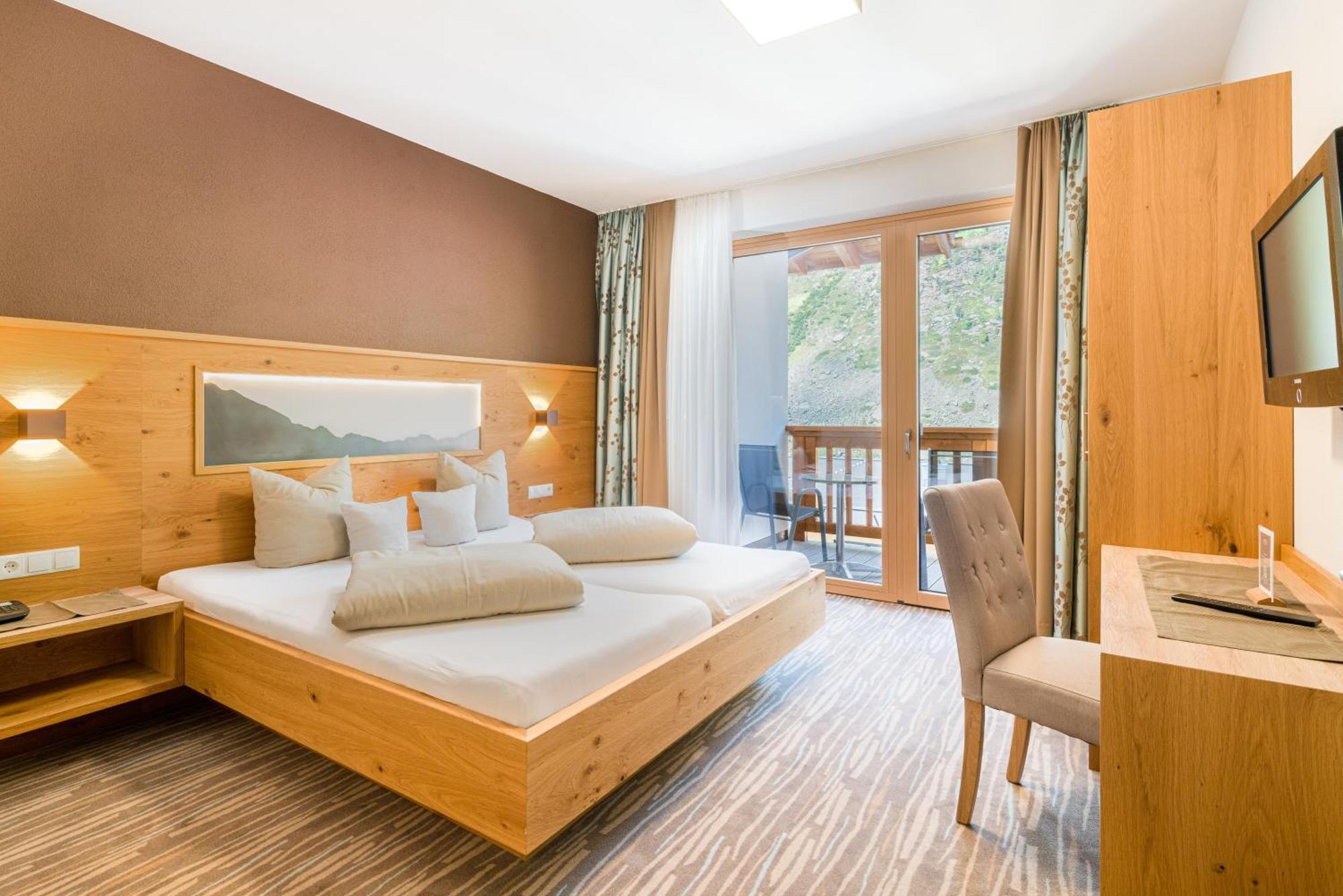 Hotel Mathiesn Obergurgl Exterior photo
