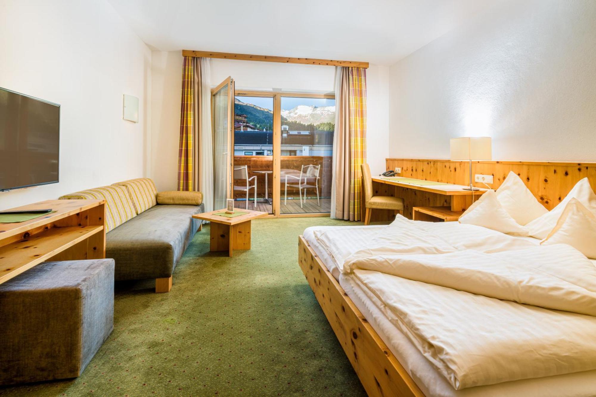 Hotel Mathiesn Obergurgl Exterior photo