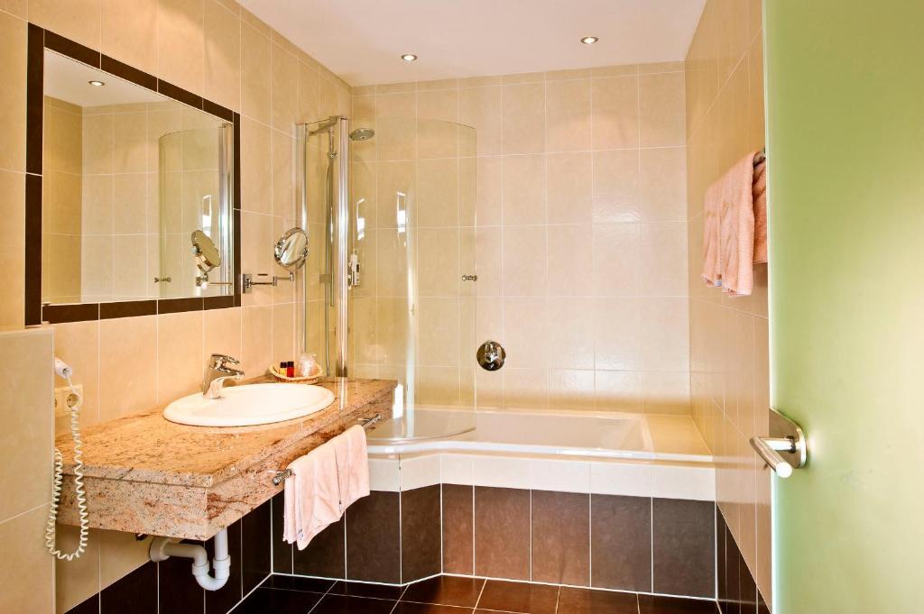 Hotel Mathiesn Obergurgl Room photo